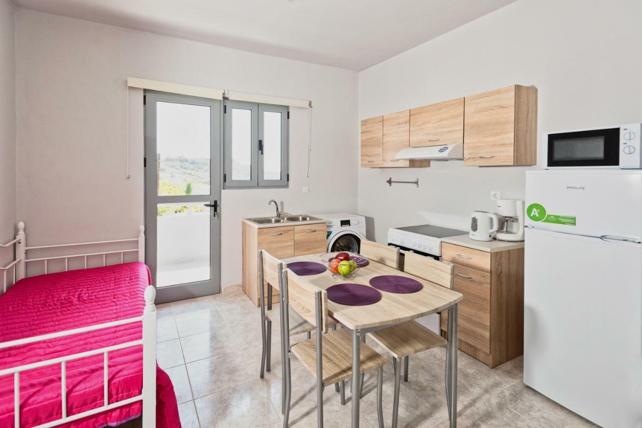 Paulsia Apartments Psinthos 外观 照片