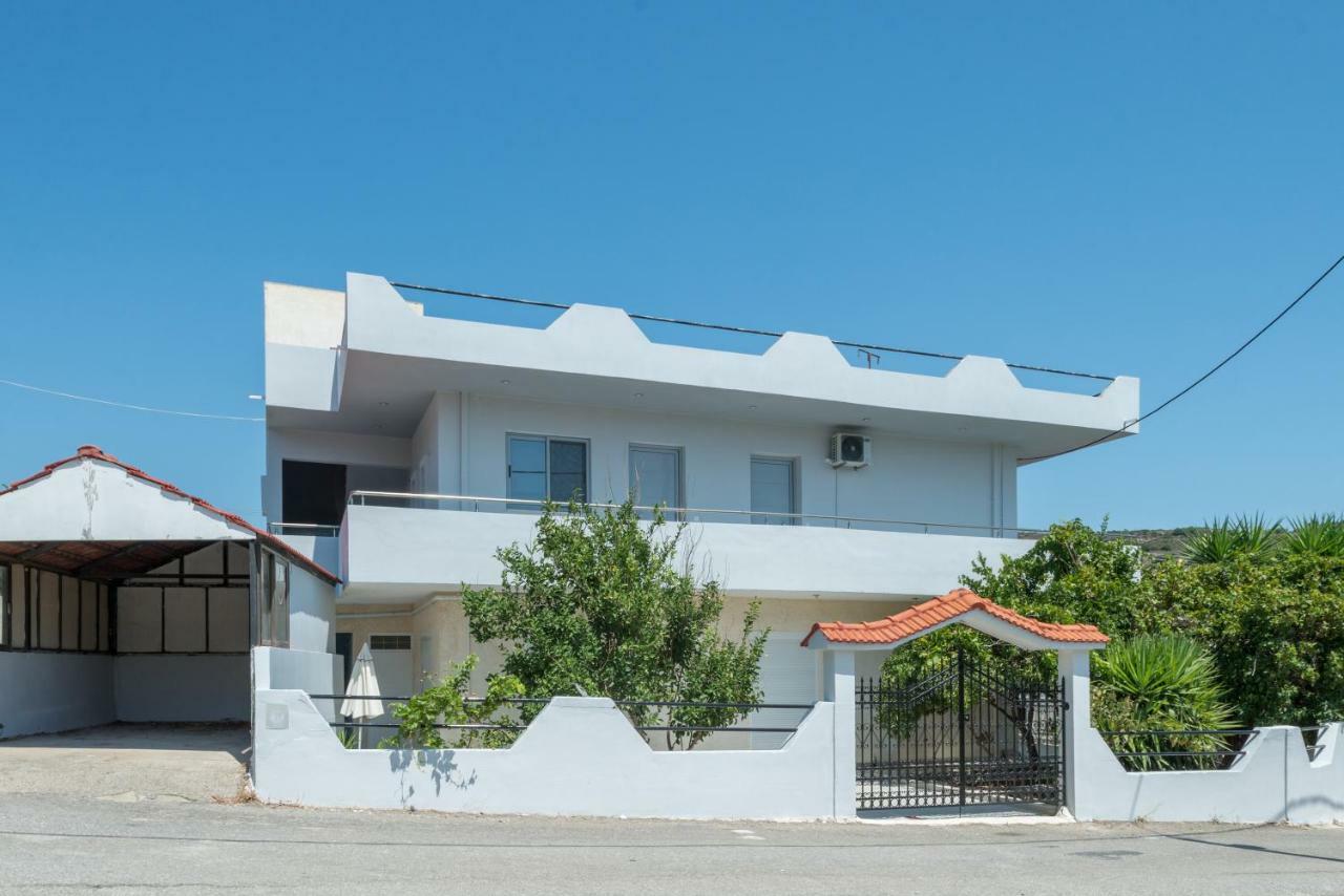 Paulsia Apartments Psinthos 外观 照片
