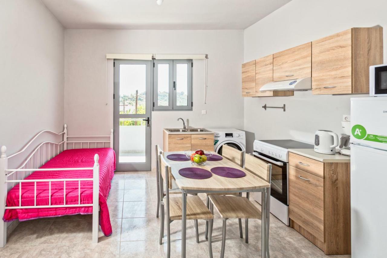 Paulsia Apartments Psinthos 外观 照片
