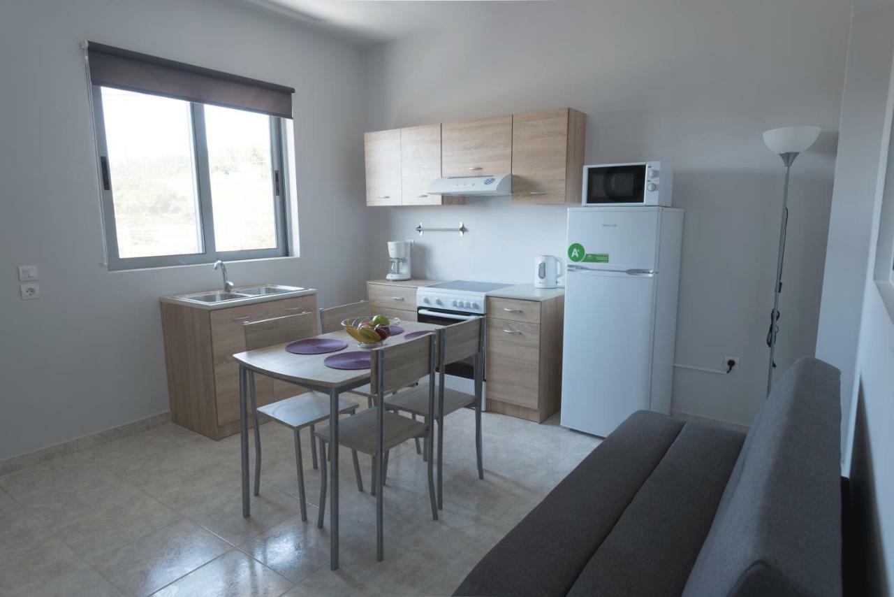 Paulsia Apartments Psinthos 外观 照片
