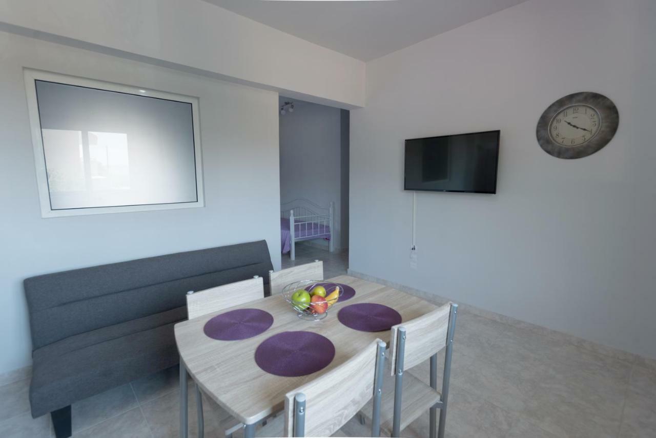 Paulsia Apartments Psinthos 外观 照片