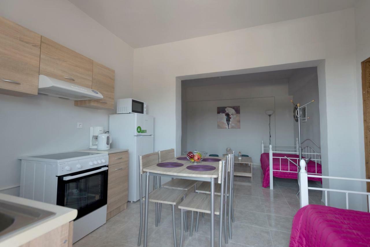 Paulsia Apartments Psinthos 外观 照片