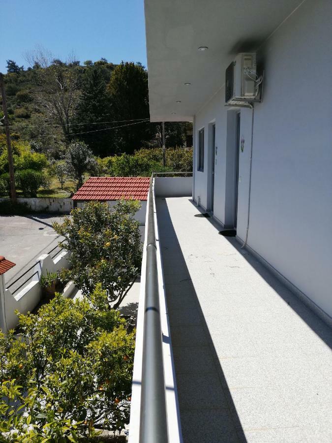 Paulsia Apartments Psinthos 外观 照片