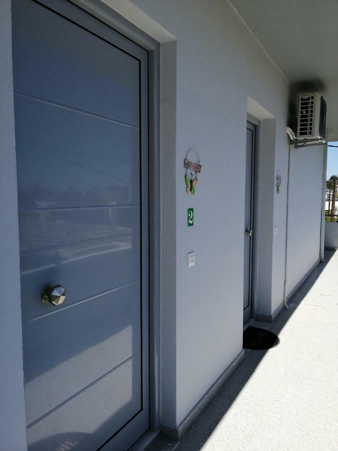 Paulsia Apartments Psinthos 外观 照片